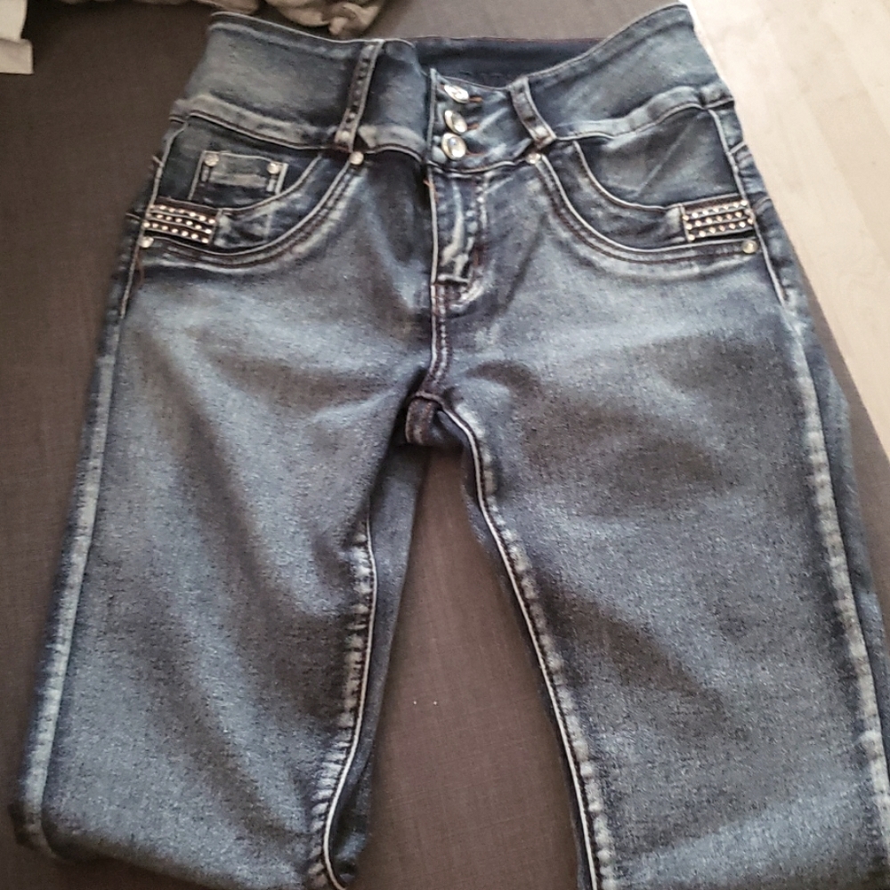 Minerva Jeans